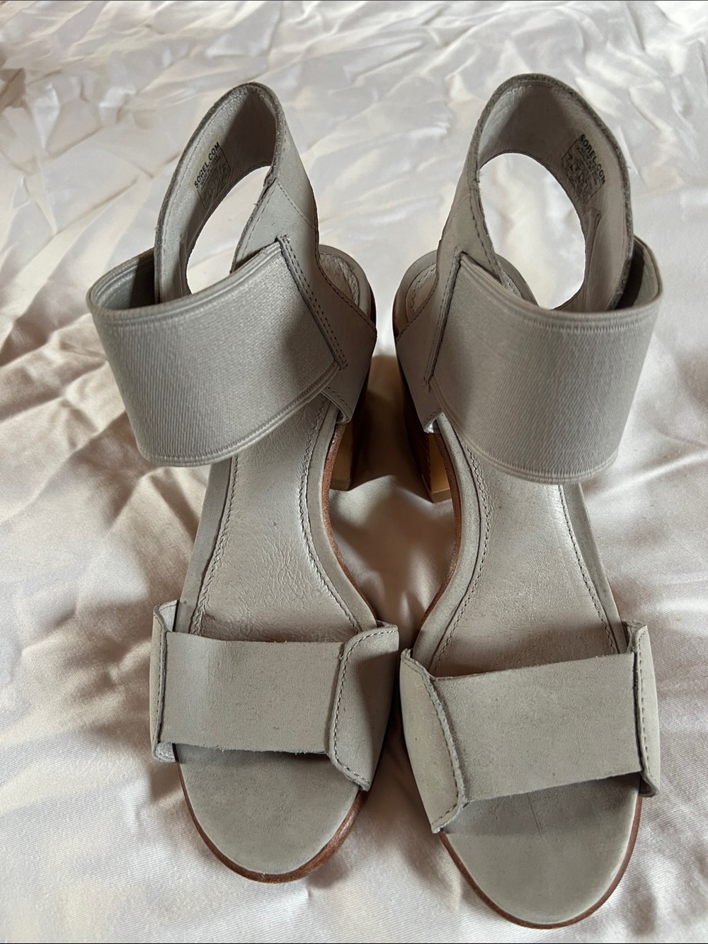 Sorel Light Gray Open-Toe Slingback Sandals